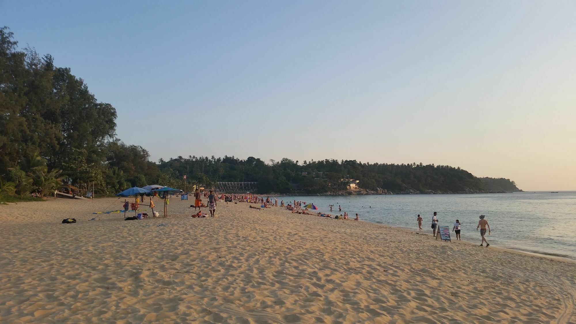 Enjoy'S Beach House & Cafe' Ban Karon Ngoại thất bức ảnh