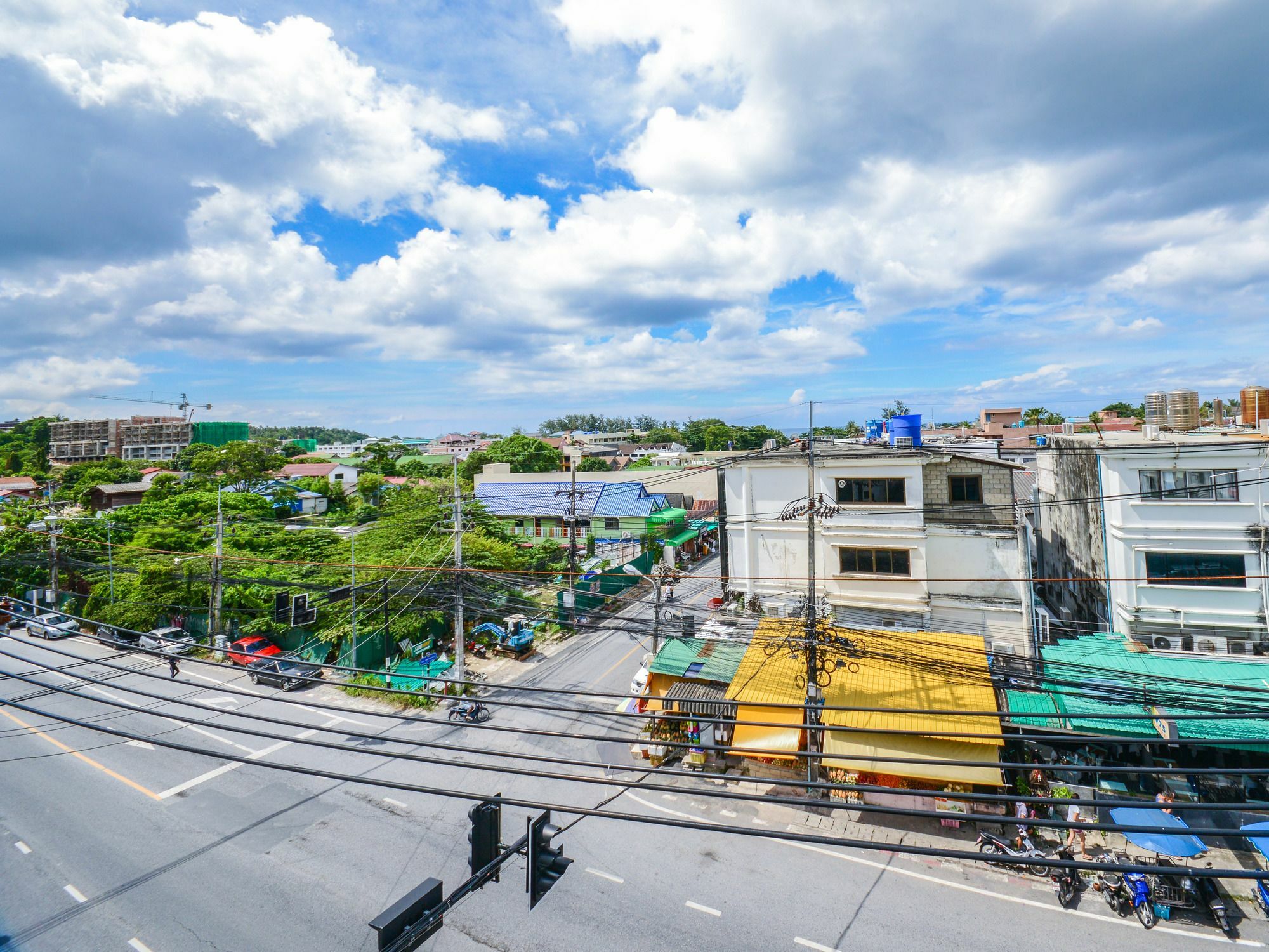 Enjoy'S Beach House & Cafe' Ban Karon Ngoại thất bức ảnh
