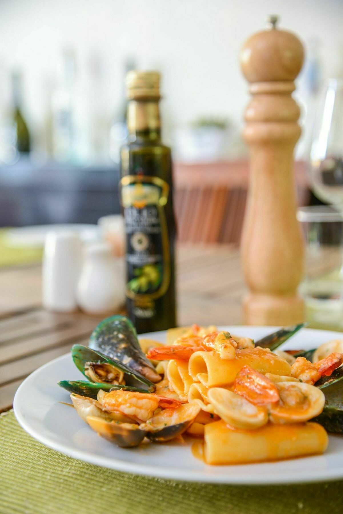 Enjoy'S Beach House & Cafe' Ban Karon Ngoại thất bức ảnh