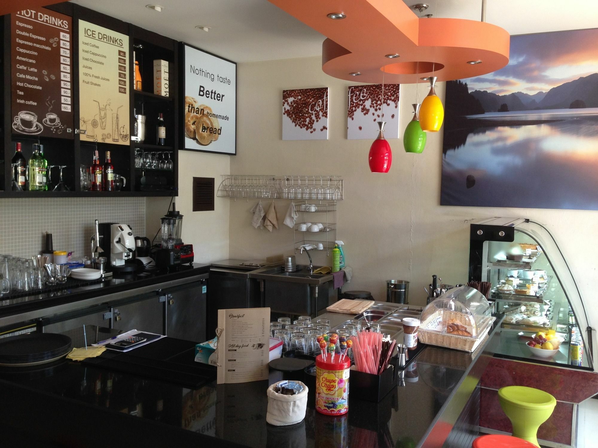 Enjoy'S Beach House & Cafe' Ban Karon Ngoại thất bức ảnh