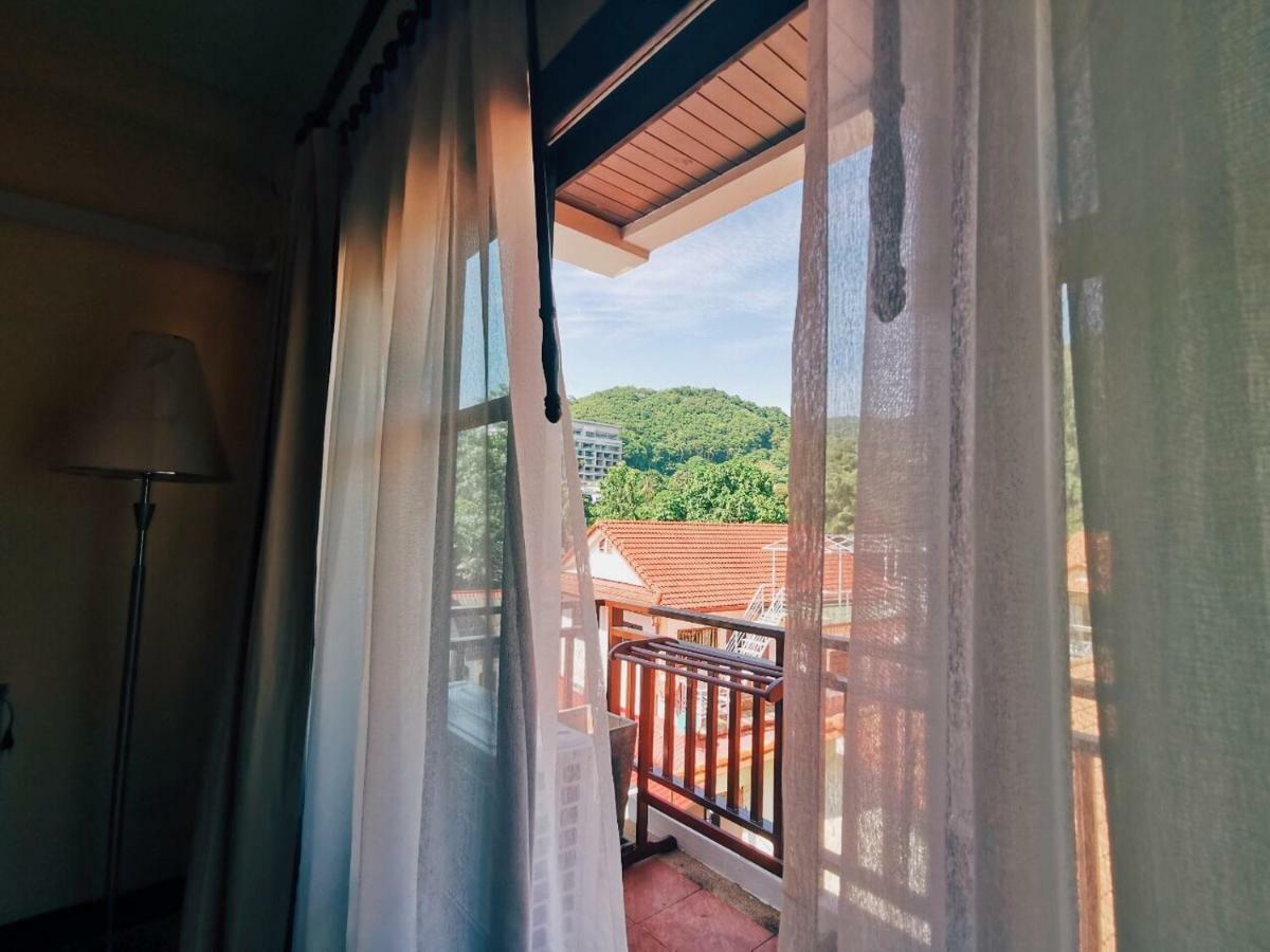 Enjoy'S Beach House & Cafe' Ban Karon Ngoại thất bức ảnh